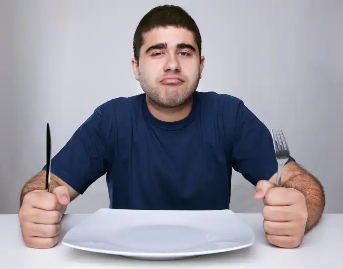 Feeling Tired and Hungry After Meals? Causes & Solutions